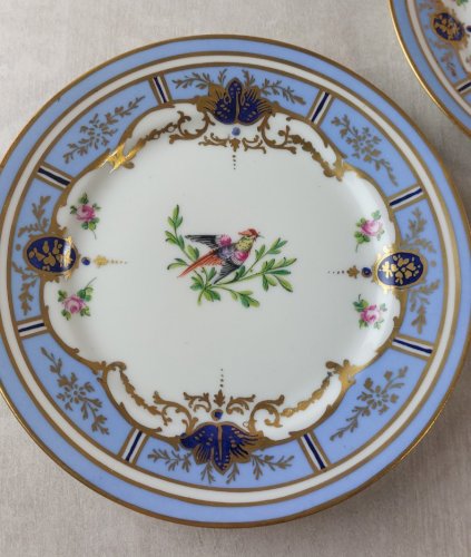 Lot de 5 assiettes, décor oiseaux, bord bleus, en porcelaine de Meissen ^