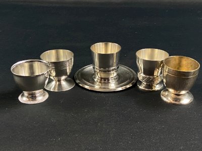 Set of 5 silver-plated egg cups