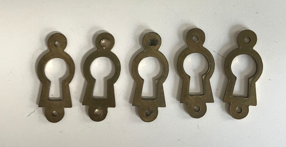 lot de 5 entrees de serrure anciennes 32x13 mm