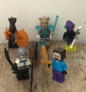 Lot de 5 figurines Lego