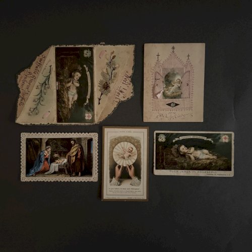 Lot de 5 images pieuses anciennes et canivet Nativité A5786