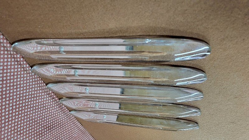 LOT DE 5 PAMPILLES DE LUSTRE EN VERRE