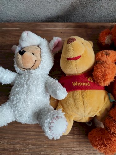 Lot de 5 peluches anciennes Disney en bel état