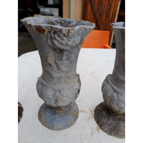 Lot de 5 Vases en Fonte 1900 de Charleville - Mézières