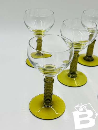 Lot de 5 verres à vin Roemer verts