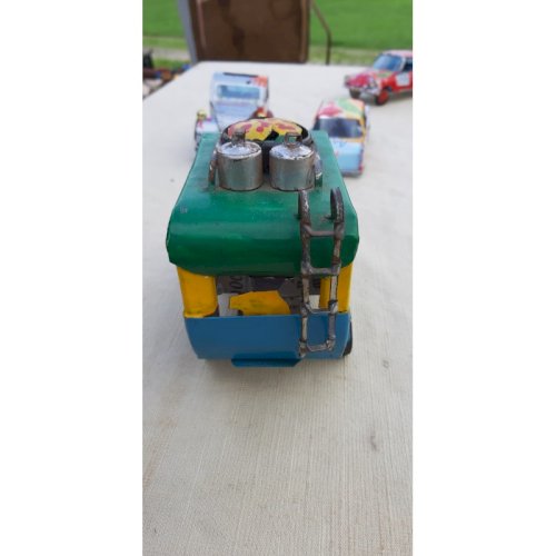 Lot de 5 Voitures Africaine