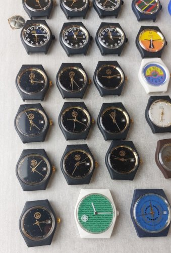 Lot de 53 montres Gigandet / Club, Quartz ^