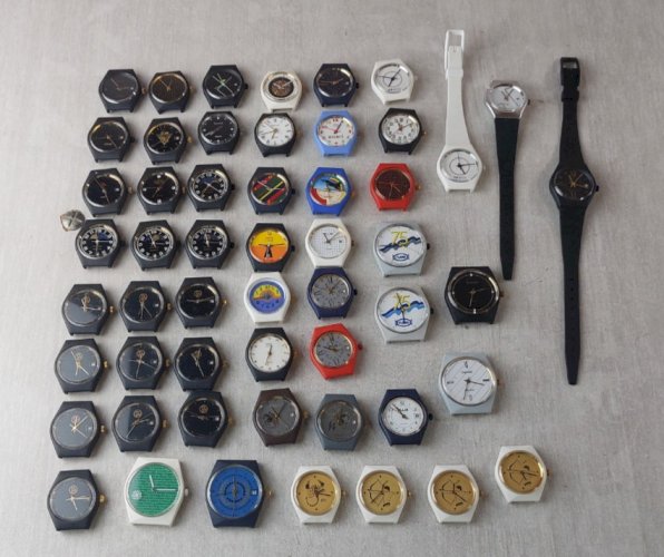 Lot de 53 montres Gigandet / Club, Quartz ^