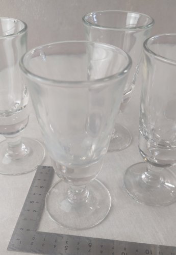 Lot de 6 anciens verres à absinthe ^