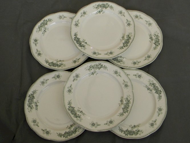 Lot de 6 assiettes plates en faïence BOCH LA LOUVIERE. Modèle Duchesse.