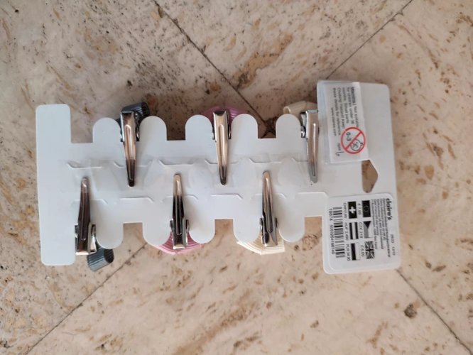 Lot de 6 barrettes cheveux en forme de papillon et etoile neuf de chez Claires