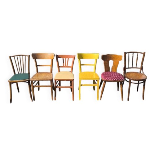 Lot de 6 chaises de bistrot dépareillées bois vintage