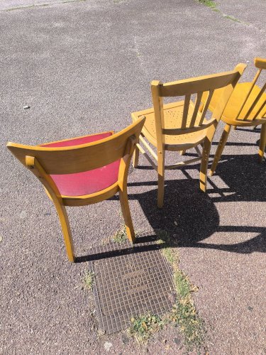 Lot de 6 chaises de bistrot dépareillées bois vintage