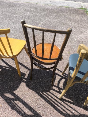 Lot de 6 chaises de bistrot dépareillées bois vintage