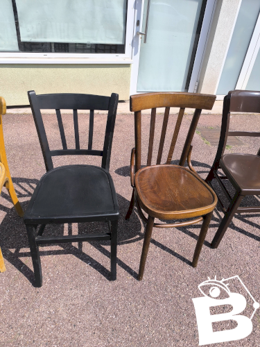 Lot de 6 chaises de bistrot dépareillées bois vintage