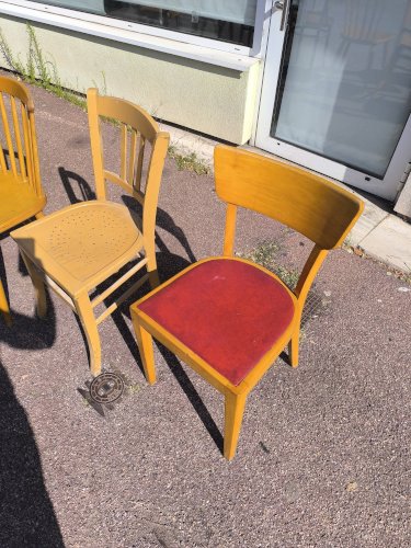 Lot de 6 chaises de bistrot dépareillées bois vintage