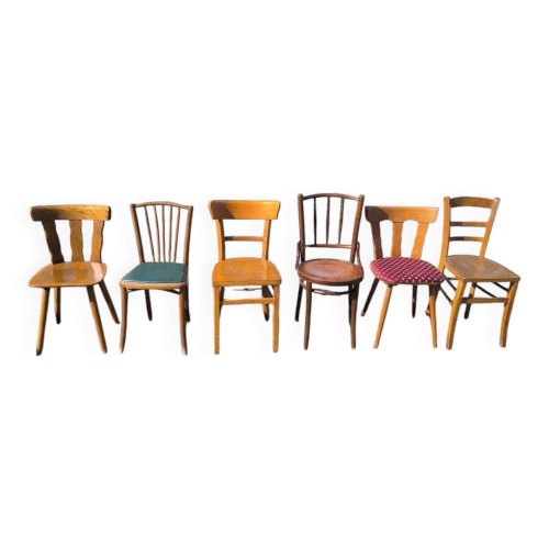 Lot de 6 chaises de bistrot dépareillées bois vintage