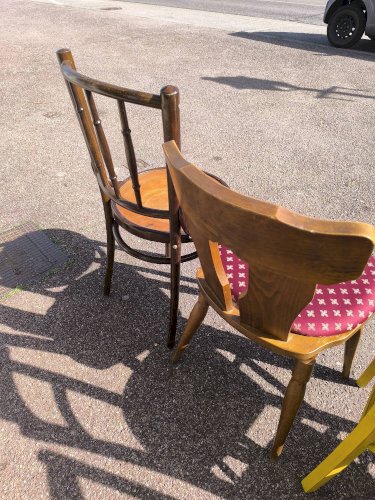 Lot de 6 chaises de bistrot dépareillées bois vintage