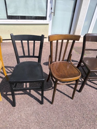 Lot de 6 chaises de bistrot dépareillées bois vintage