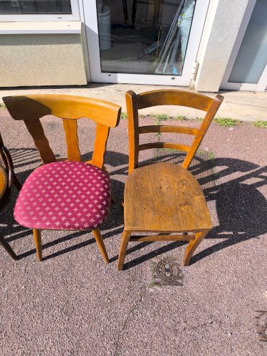 Lot de 6 chaises de bistrot dépareillées bois vintage