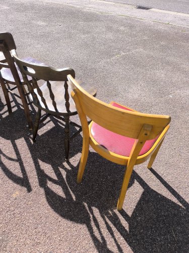 Lot de 6 chaises de bistrot dépareillées bois