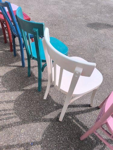 Lot de 6 chaises en bois bistrot dépareillé vintag