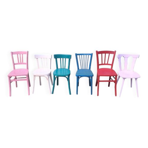 Lot de 6 chaises en bois bistrot dépareillé vintag