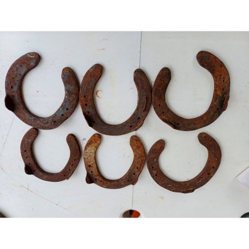Lot de 6 Fer a chevals Anciens