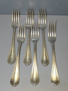 - SET OF 6 CHRISTOFLE SILVER PLATED FORKS TABLE DECORATION REASSORT COLLECTION D