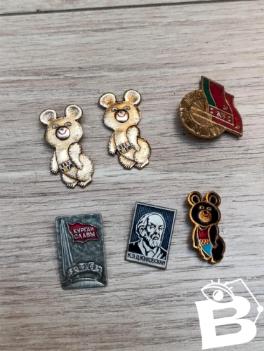 lot de 6 petites broches dorigine russe ou sovietique en bon etat
