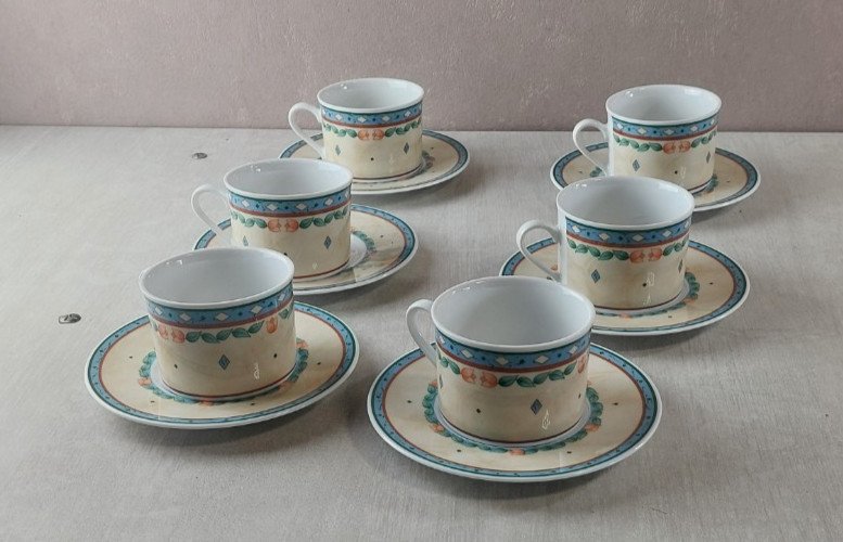 Lot de 6 tasses + 6 sous tasses, en céramique, Heinrich Winterling