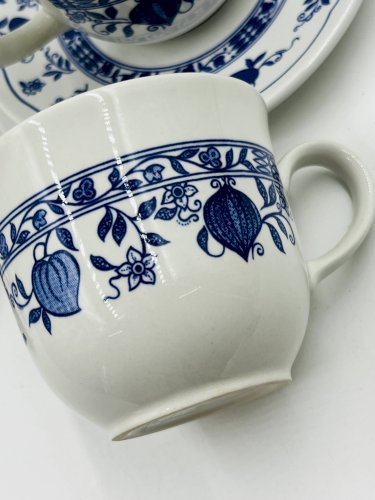 Lot de 6 tasses et sous-tasses Biltons England décor Blue Onion