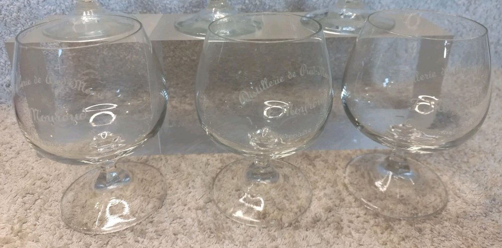 Lot De 6 Verres A Cognac...........2526