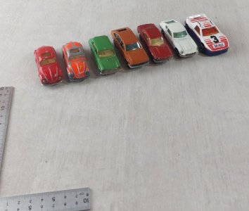 Lot de 7 anciennes voitures Majorette