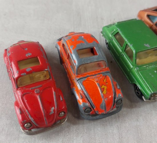 Lot de 7 anciennes voitures Majorette