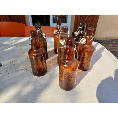 Lot de 7 Bouteilles de Bieres dAlsace Fischel