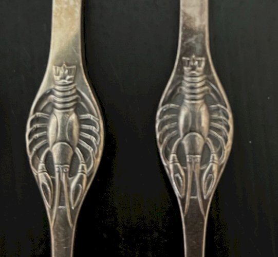 lot de 8 curettes  à crustacés homard en métal argenté poinçon  Allemand