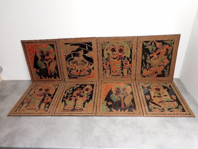 LOT DE 8 PLAQUES EN LAQUE DE DIEU MYTHOLOGIE THAILANDAISE