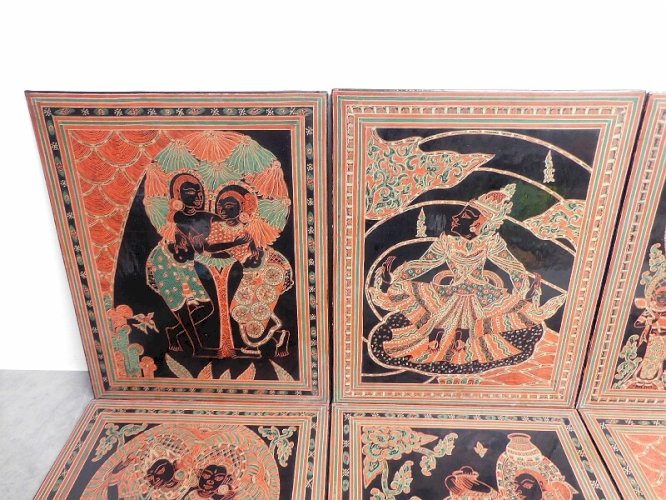 LOT DE 8 PLAQUES EN LAQUE DE DIEU MYTHOLOGIE THAILANDAISE