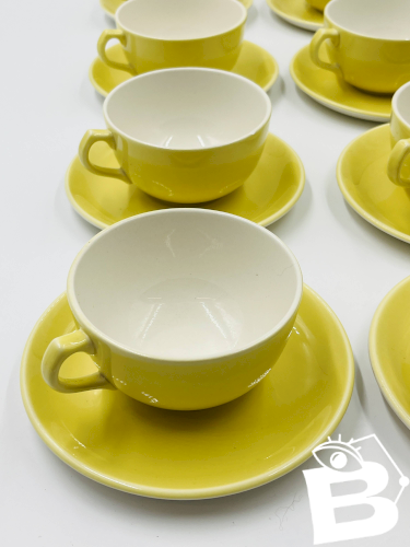 Lot de 8 Tasses et Sous-Tasses Vintage Boch Frères Jaune