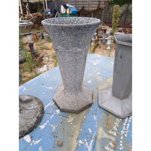 Lot de 8 Vases en Aluminium 1900
