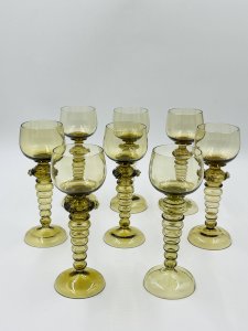 Set of 8 green Roemer wine glasses