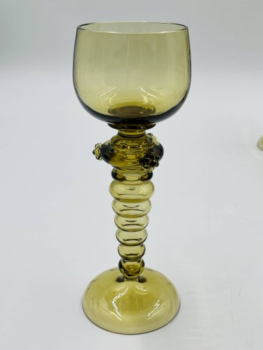 Lot de 8 verres à vin Roemer verts