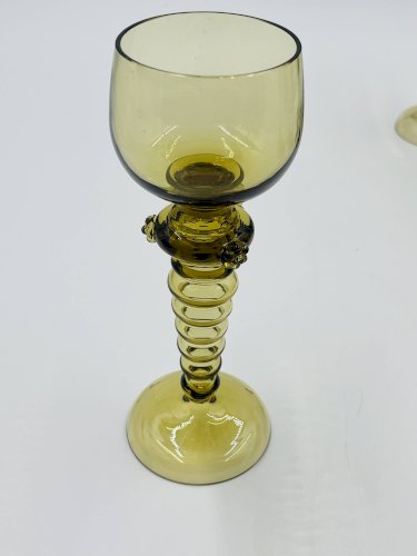Lot de 8 verres à vin Roemer verts