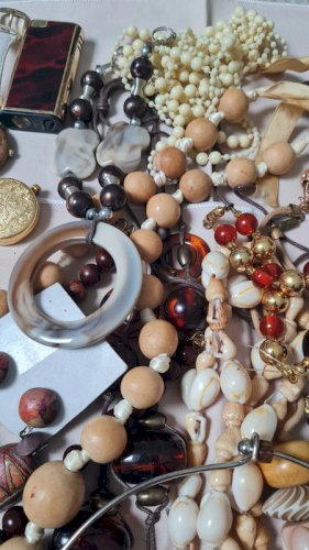 Lot de bijoux fantaisies