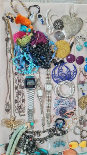 Lot de bijoux fantaisies