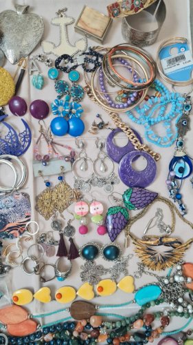 Lot de bijoux fantaisies