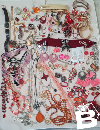 Lot de bijoux fantaisies