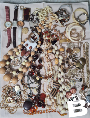 Lot de bijoux fantaisies