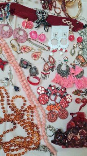 Lot de bijoux fantaisies